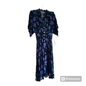 Vintage Caroline Wells Collection Iris Button Front Dress
